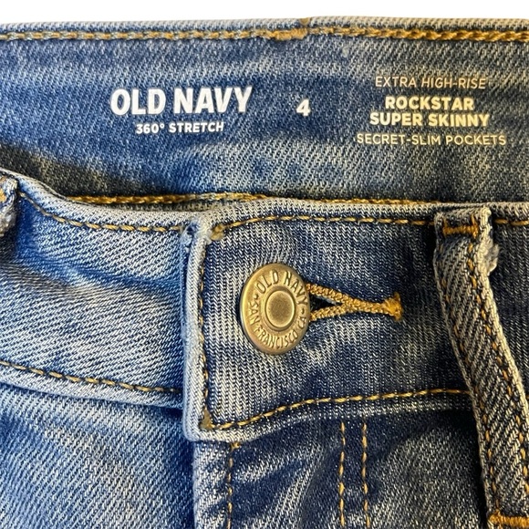 Old Navy Rockstar Extra High Rise Super Skinny Jeans - Picture 7 of 9